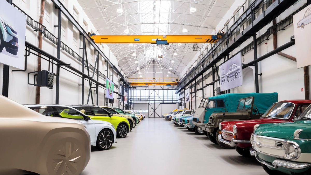 Škodovka otevírá nový depozitář s utajenými koncepty pro veřejnost. Uvidíte, co jste ještě naživo neviděli